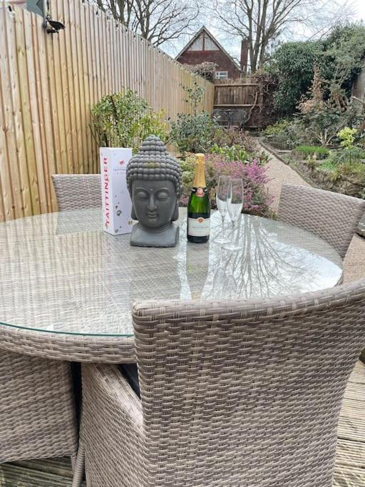 Entire Georgian Luxury Home - 3 Storey- High St Henley-In-Arden -Two Bedrooms-Sleeps 4 외부 사진