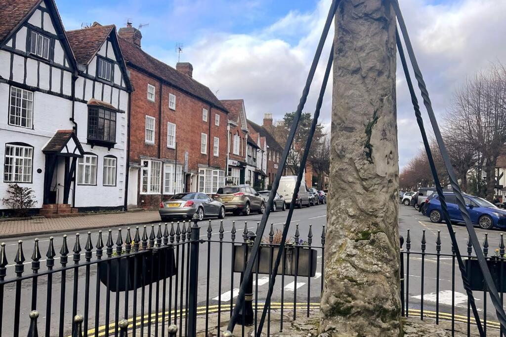 Entire Georgian Luxury Home - 3 Storey- High St Henley-In-Arden -Two Bedrooms-Sleeps 4 외부 사진